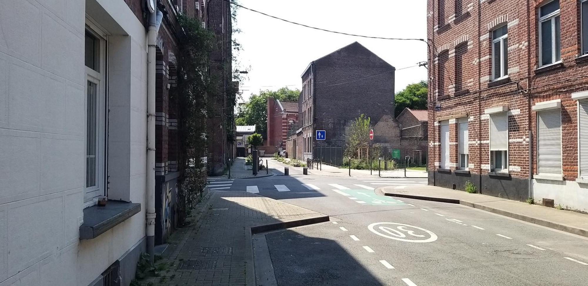 Lumineux Duplex A Wazemmes Apartman Lille Kültér fotó